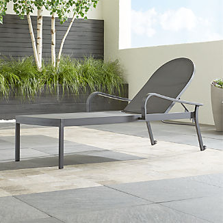 Outdoor Chaise Lounges More Style For Less Money Crate And Lanai Charcoal Mesh Chaise Lounge