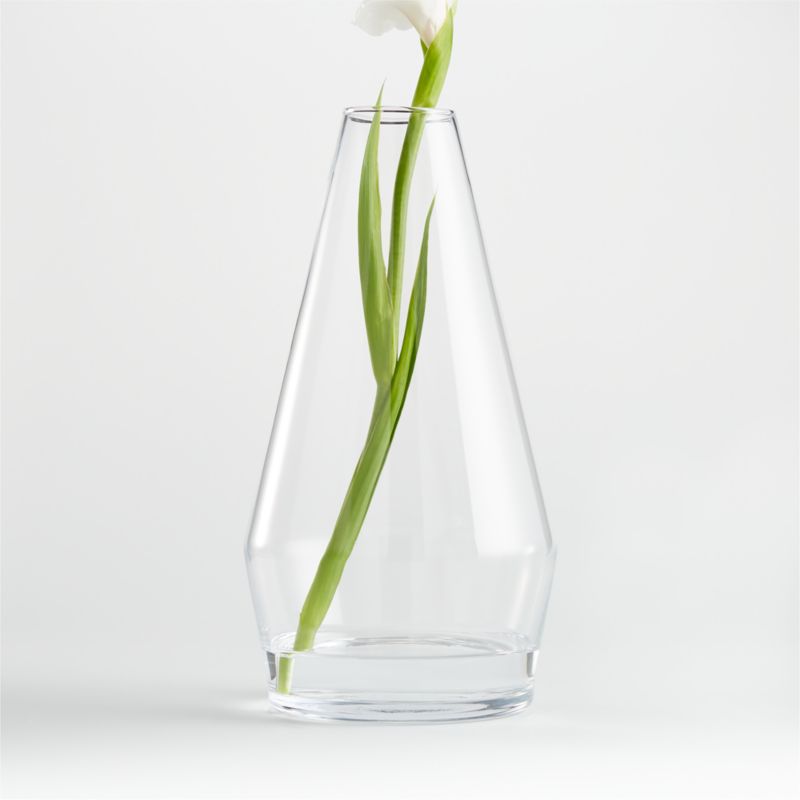 Laurel Angled Clear Glass Vase 13 5 Crate And Barrel