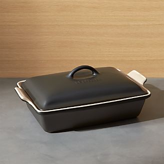 Le Creuset ® Heritage Covered Rectangle Licorice Black Baking Dish