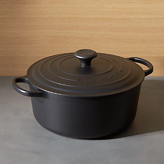 Le Creuset ® Signature 7.25-Qt. Round Licorice French Oven with Lid