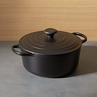 Le Creuset ® Signature 5.5-Qt. Round Licorice French Oven with Lid
