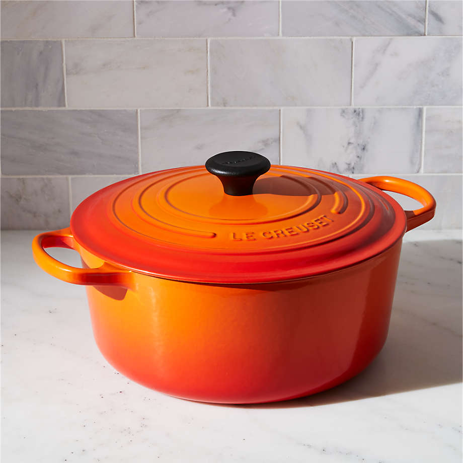 Le Creuset Signature 725 Qt Flame Round Dutch Oven Reviews Crate And Barrel