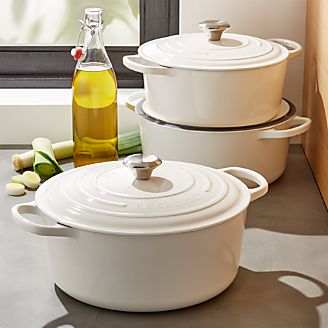 Le Creuset ® Signature Round White French Ovens