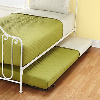 metal trundle bed