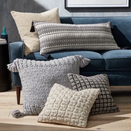 Holiday Pillow Arrangement Crate And Barrel Canada