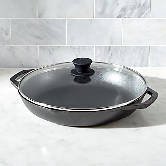 Lodge ® Cast Iron Weeknight Pan