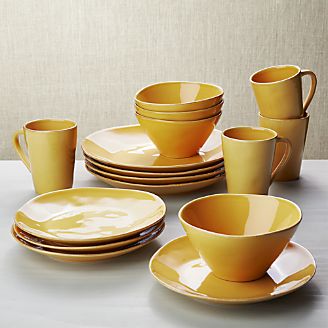 Marin Gold 16-Piece Dinnerware Set