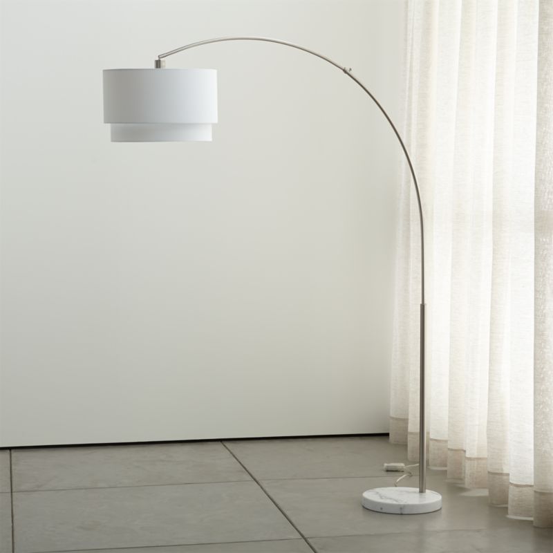 curved standing lamp