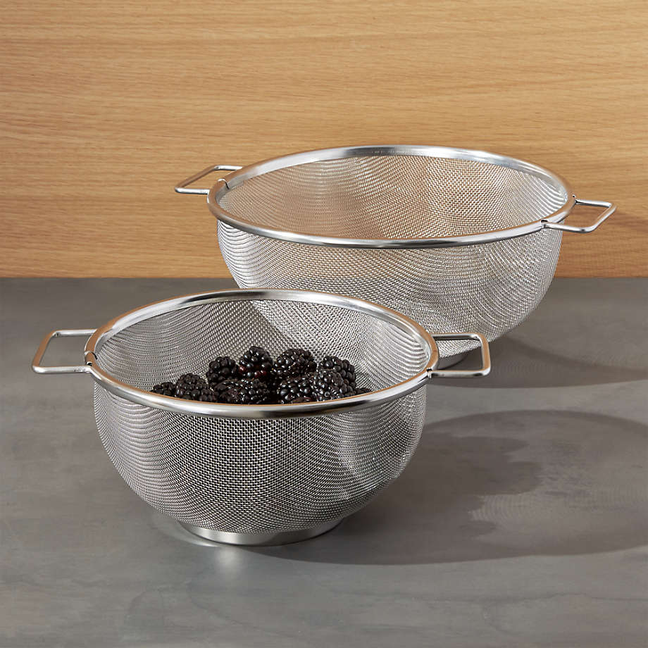 Set Of 2 Mesh Colanders Reviews Crate And Barrel