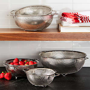 colander with bowl