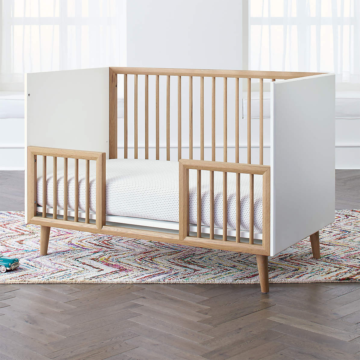 classic spindle crib