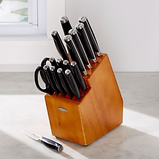 OXO ® 17-Piece Knife Block Set
