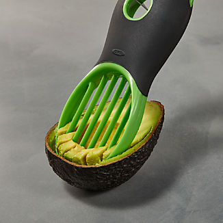 OXO ® 3 In 1 Avocado Tool