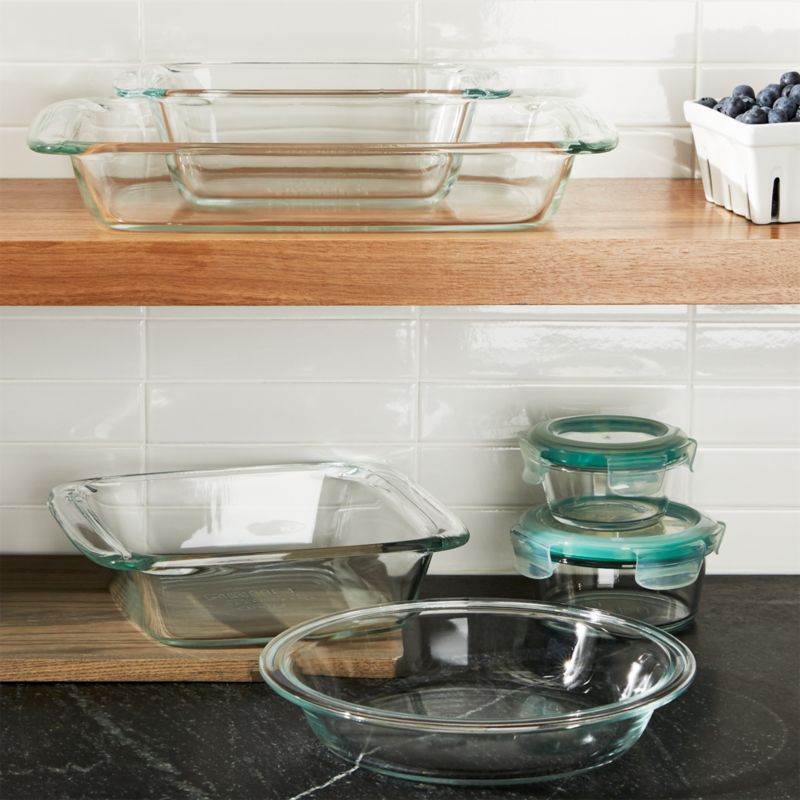 OXO 8Piece Glass Bakeware Set + Reviews Crate and Barrel