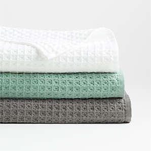 grey patterned towels