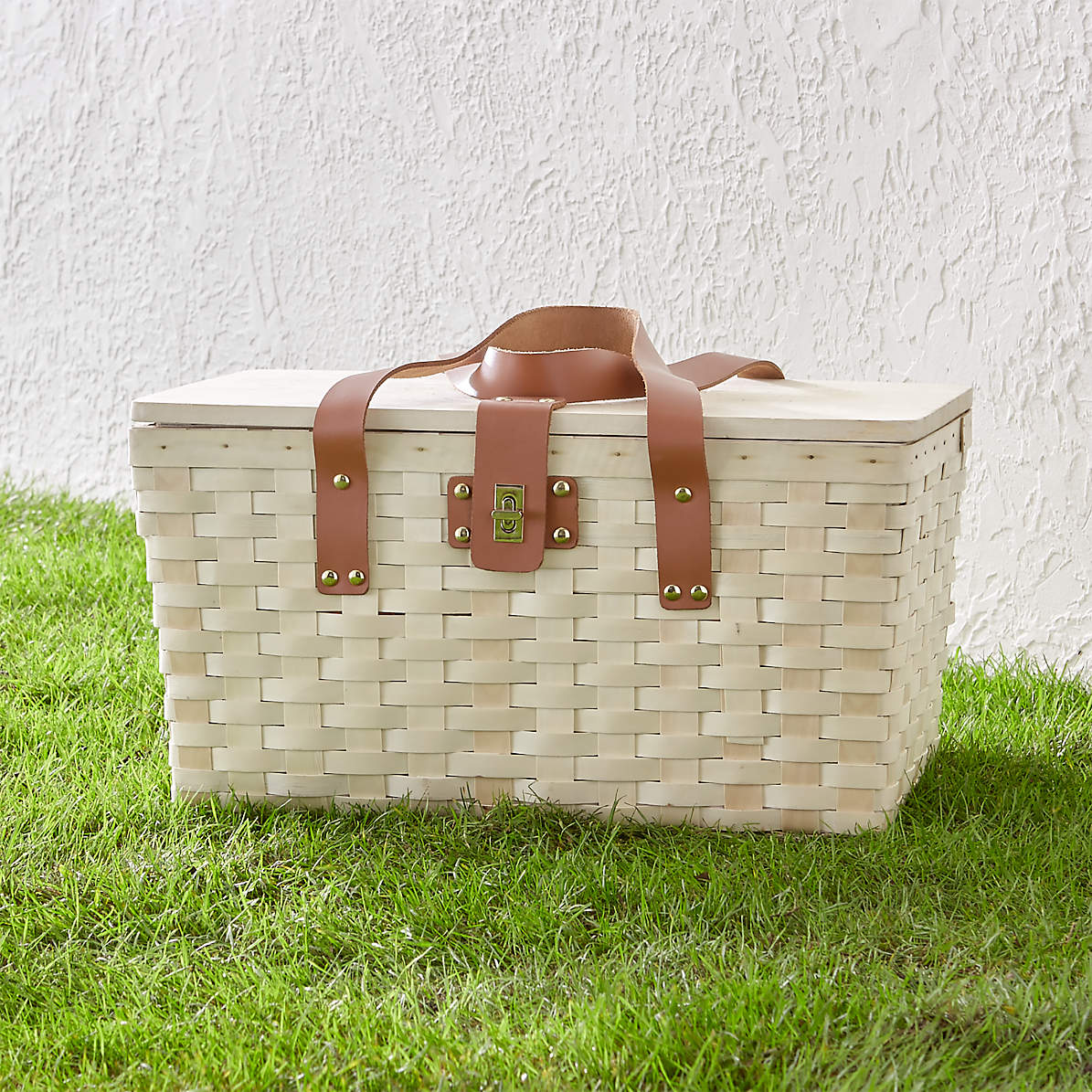 Outfitted Wooden Picnic Basket Reviews Crate And Barrel