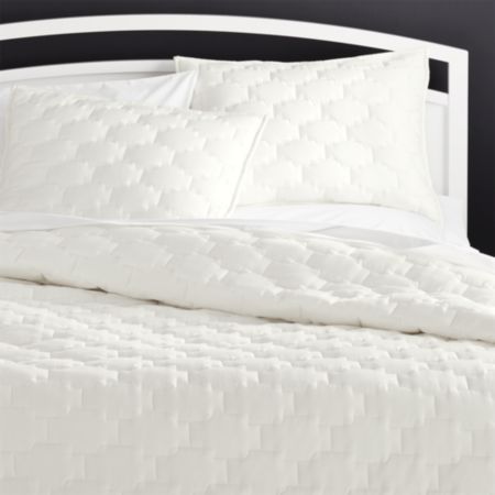 Palazzo White Quilt King Reviews Crate And Barrel Canada