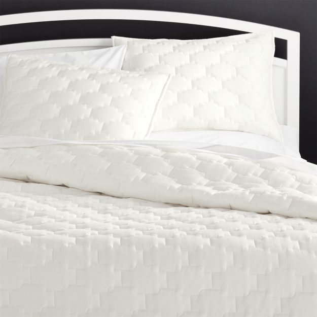 Palazzo White Quilt King + Reviews Crate and Barrel