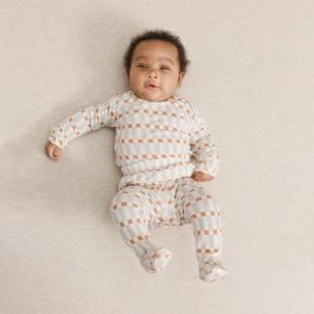 Image of Solly Baby x Crate & Kids Biscotti Brown Check Baby Sleeper Size 3-6 Months