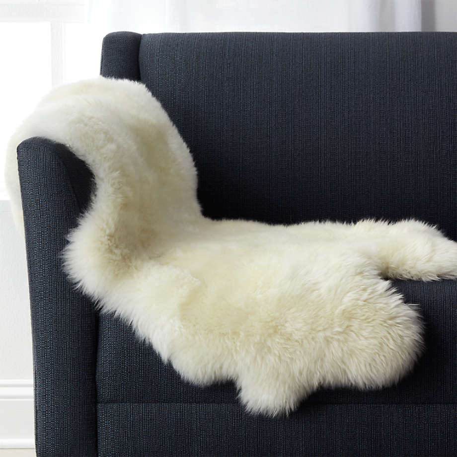 Sheepskin rug + 6 Winter Decor Ideas for Refreshing Your Home This Season