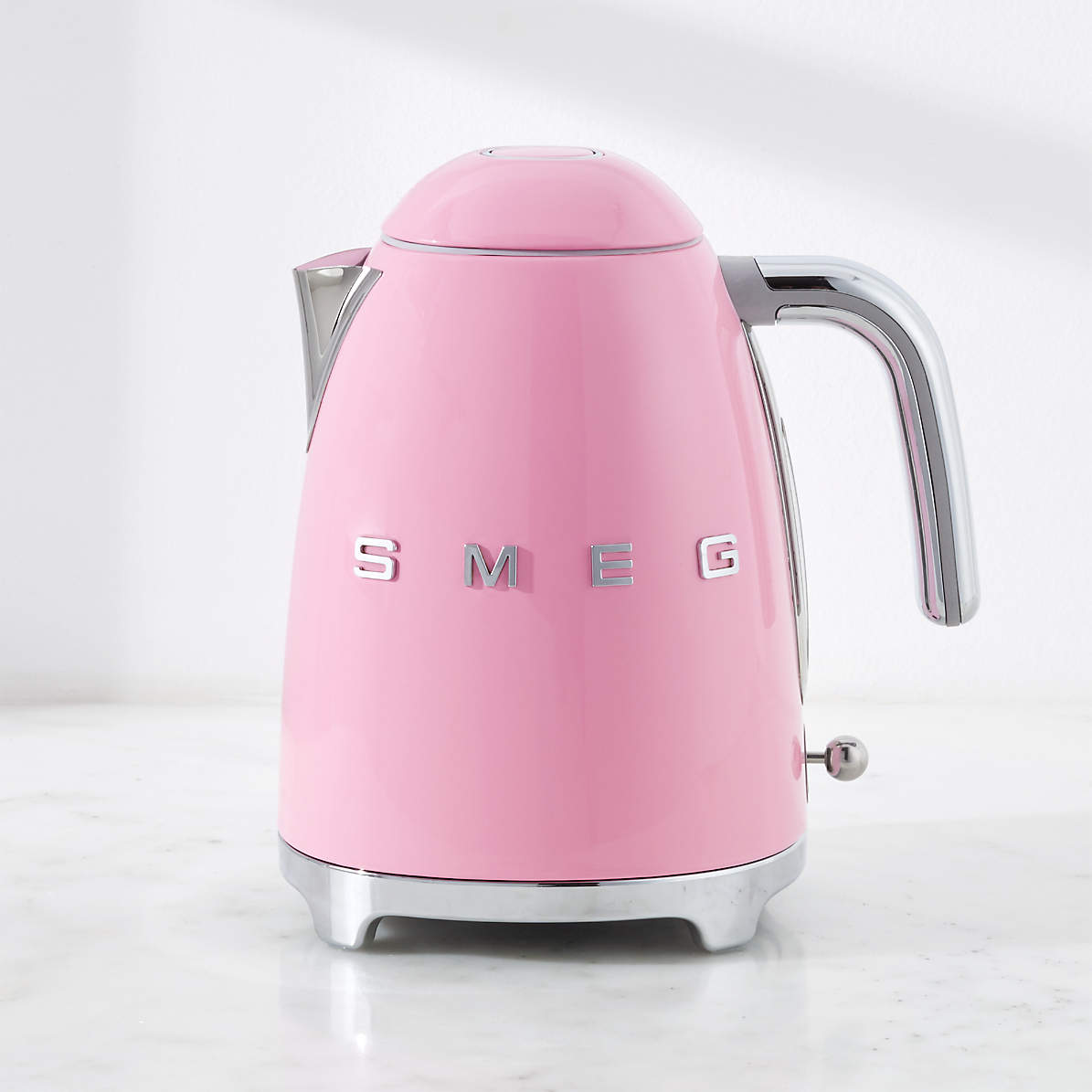 SMEG Pink Electric Kettle + Reviews 