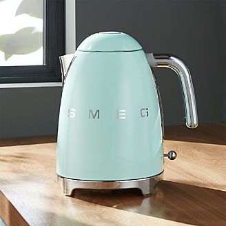 Smeg Pastel Green Retro Electric Kettle