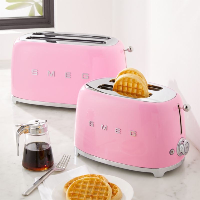 Toaster Smeg Pink Bruin Blog