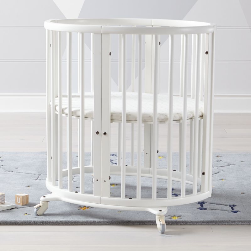 Stokke White Convertible Sleepi Mini Crib With Organic Cotton