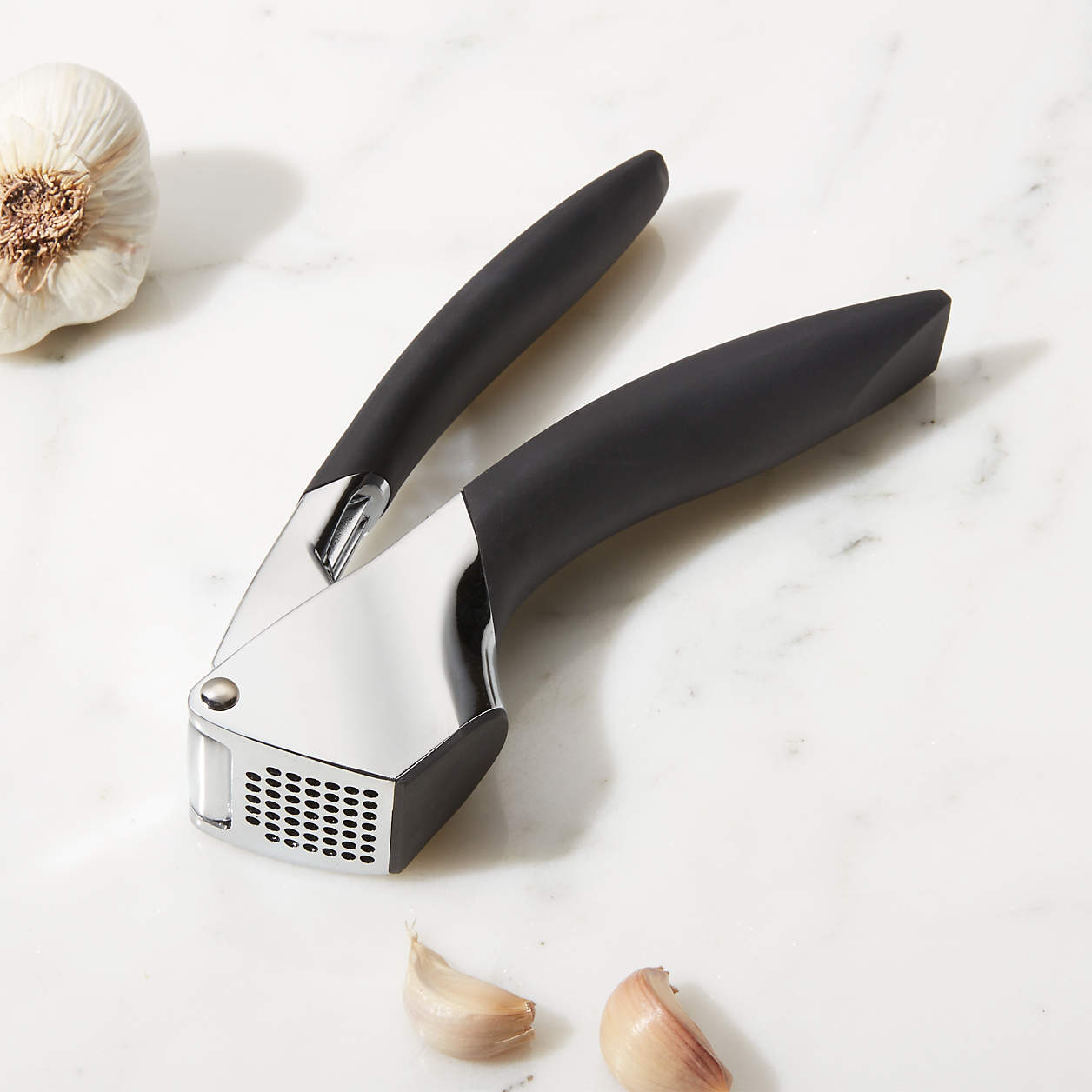 Trudeau Stress-Less Garlic Press