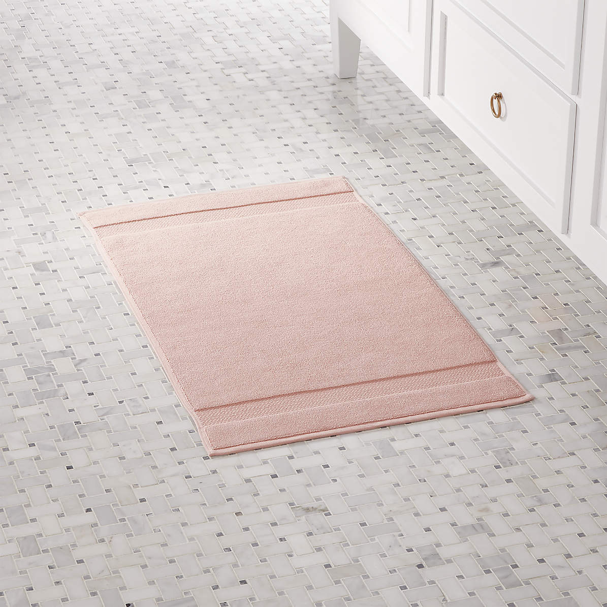 pink bath mat