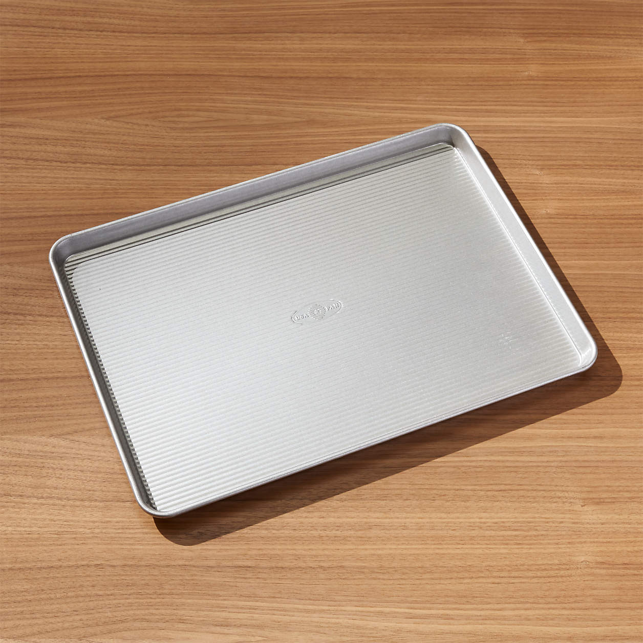 USA Pan Pro Line Non-Stick Extra Large Cookie Sheet + Reviews | Crate ...