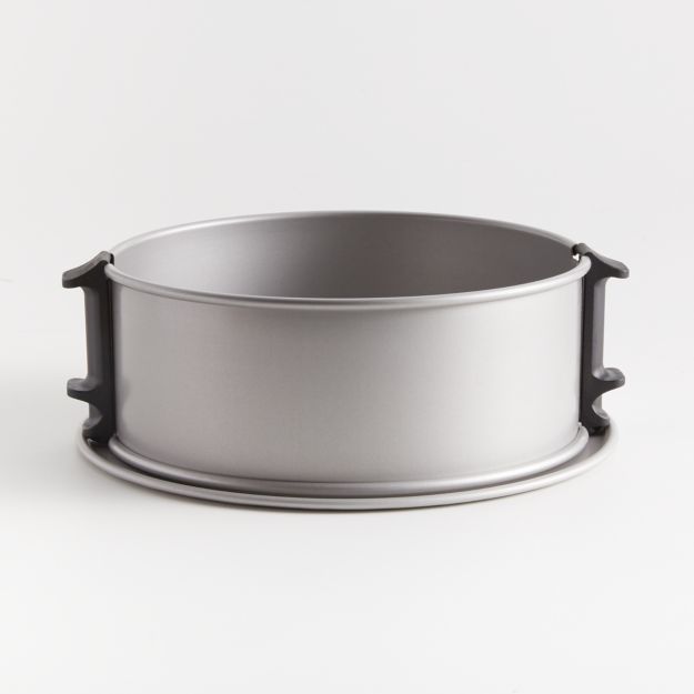 USA Pan Leakproof Springform Pan + Reviews Crate and Barrel Canada