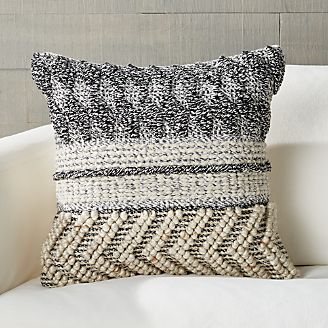 throw pillows decorative and