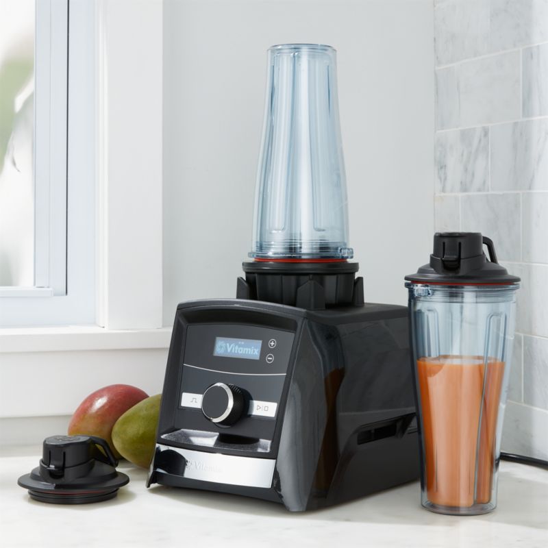 Vitamix Ascent Blending Cups Starter Kit + Reviews | Crate and Barrel