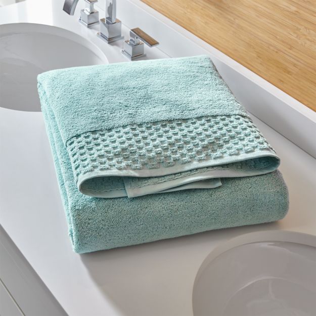 Zero Twist Quick Dry Spa Blue Bath Sheet + Reviews Crate and Barrel