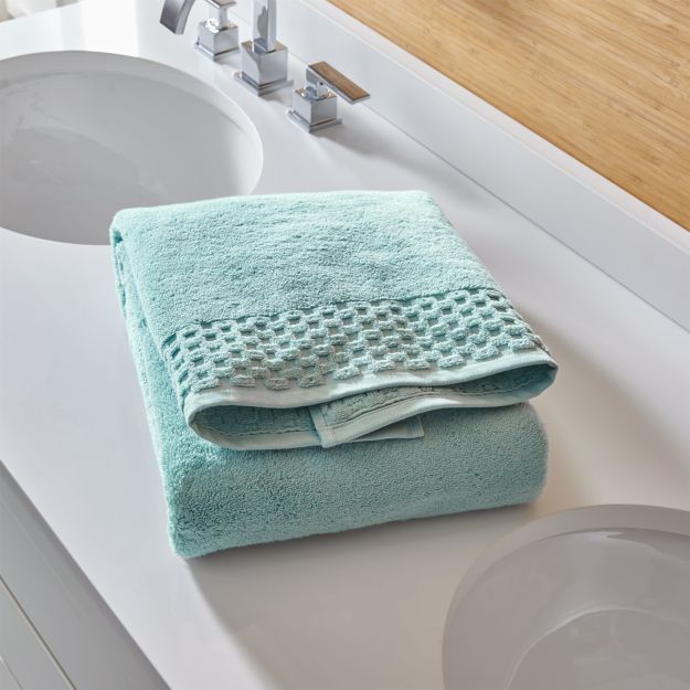 Zero Twist Quick Dry Spa Blue Bath Towel + Reviews | Crate and Barrel