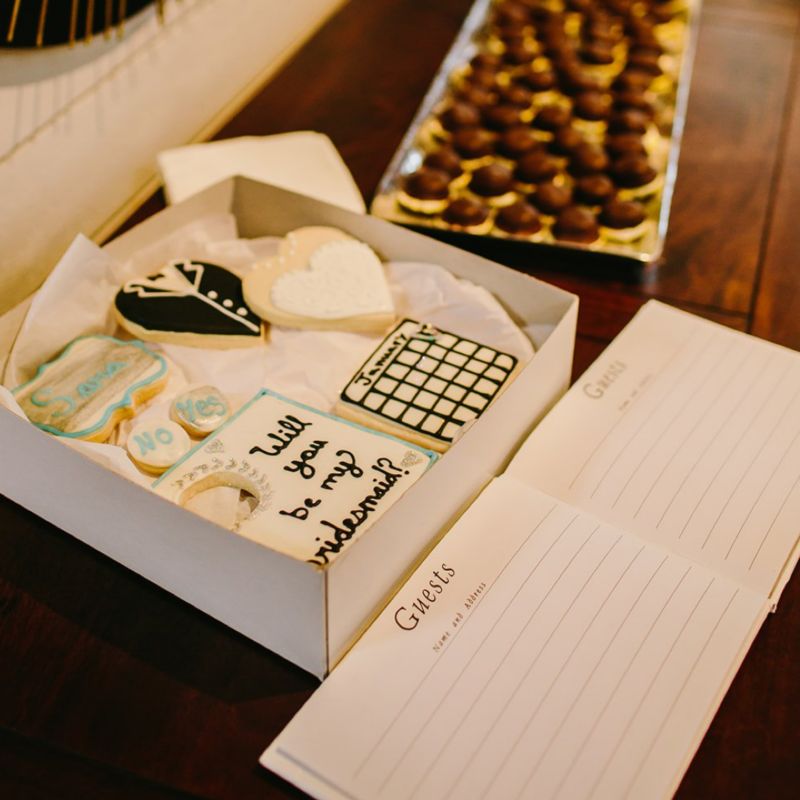 Bakery vendor display