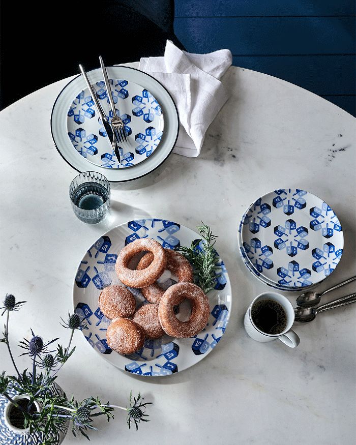 Classic Hanukkah Doughnuts