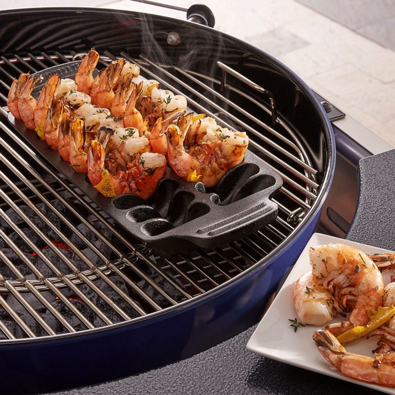 Cast iron oyster grill pan