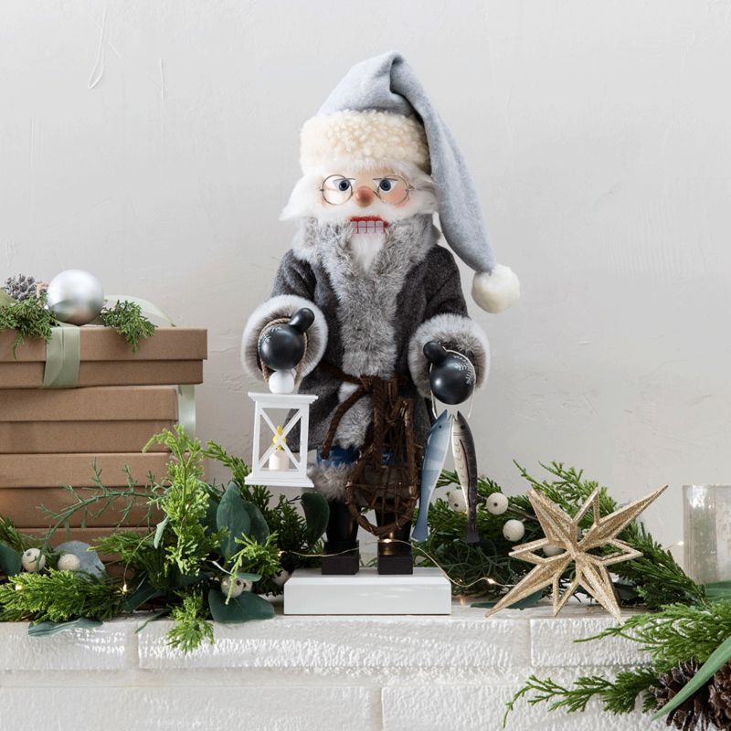 holiday mantel santa decor