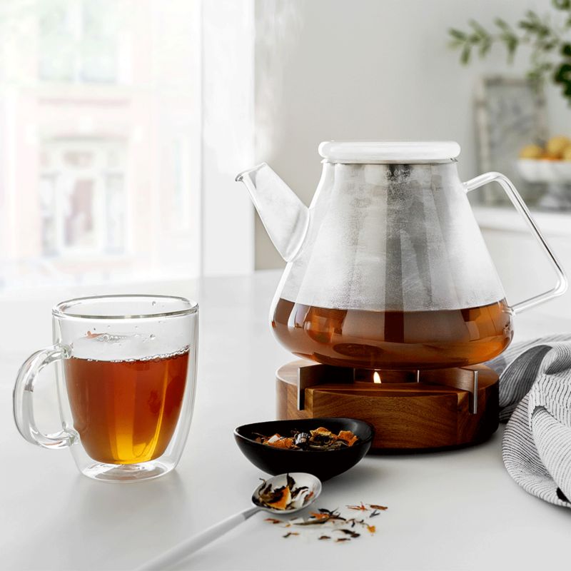 Tea in teapot and glass