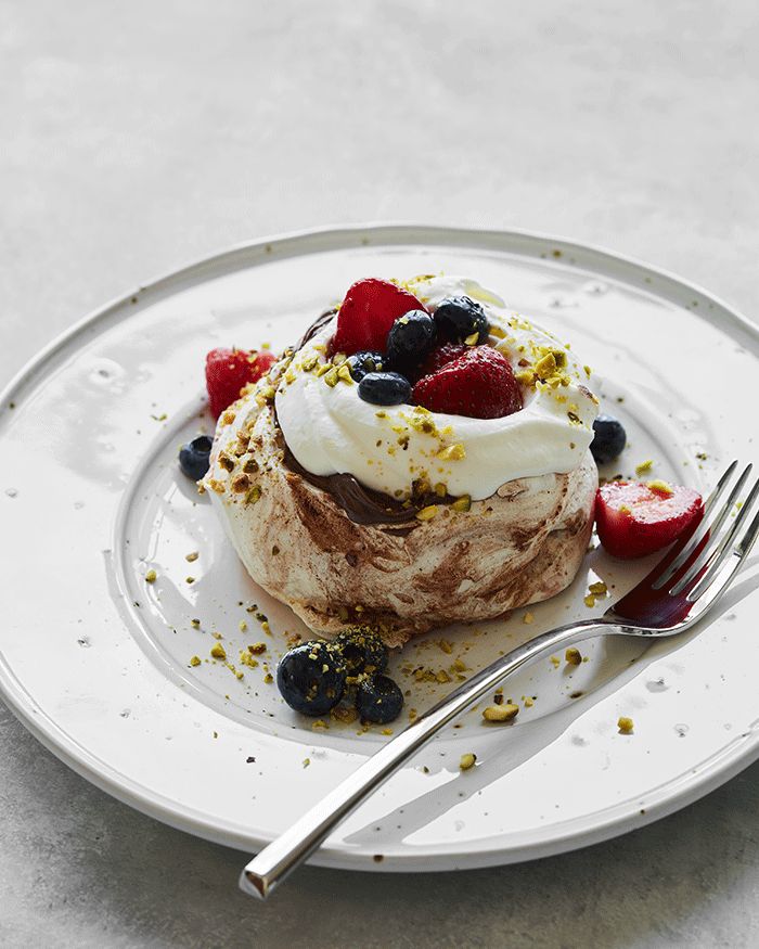 Mini Chocolate Swirl Pavlova Recipe