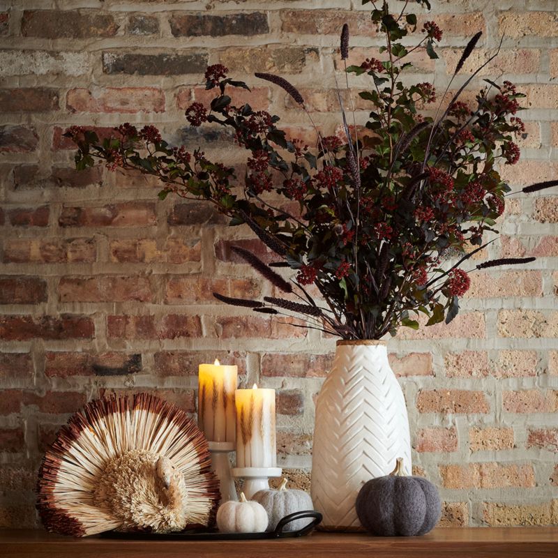 Thanksgiving table