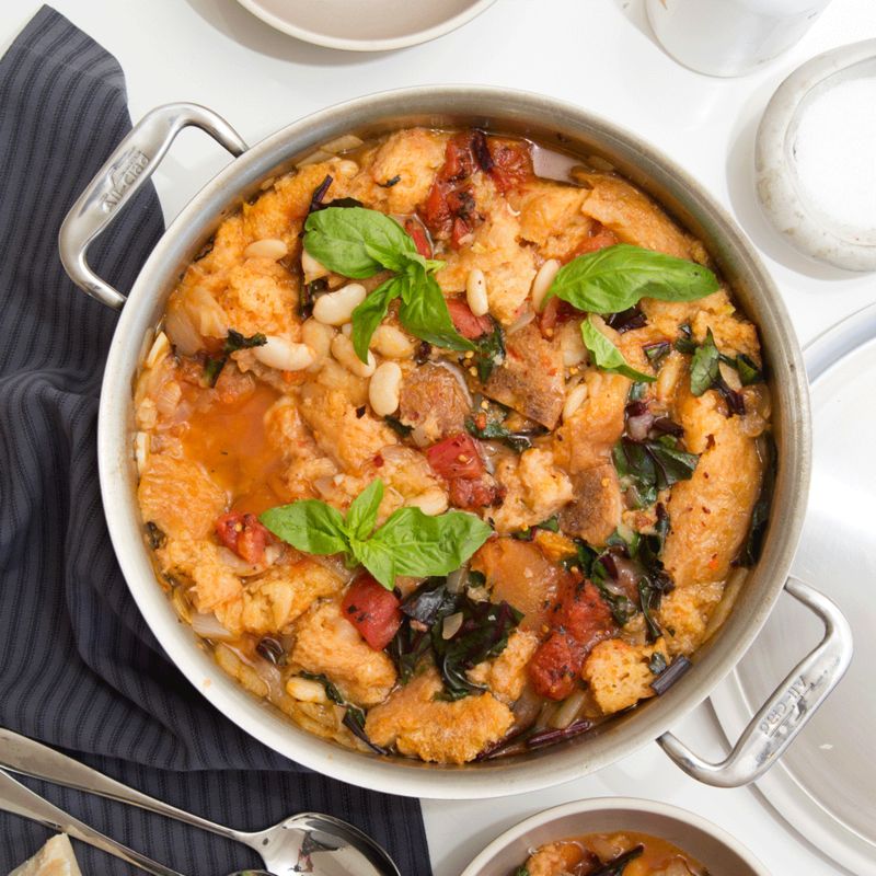 Bread soup in pan