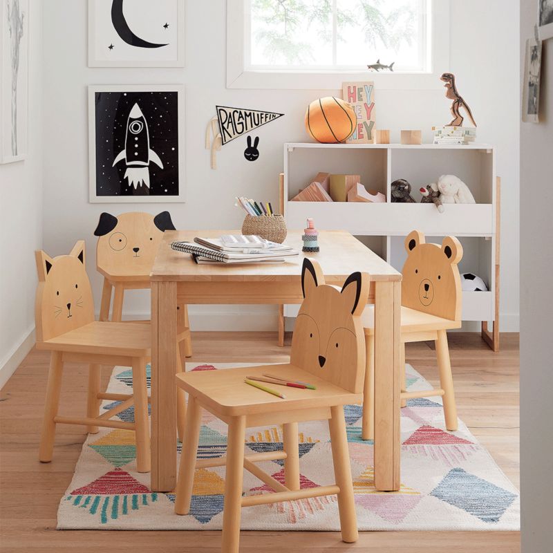 Kids play table with animal chairs