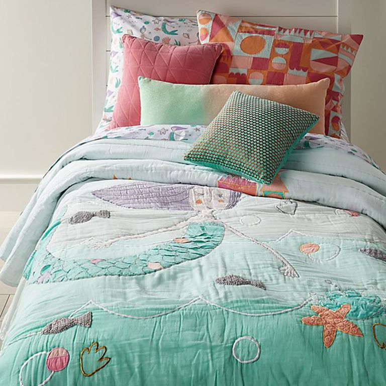 How to Choose Kids' and Baby Bedding Crate and Barrel